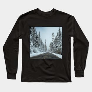 White winter scenery Long Sleeve T-Shirt